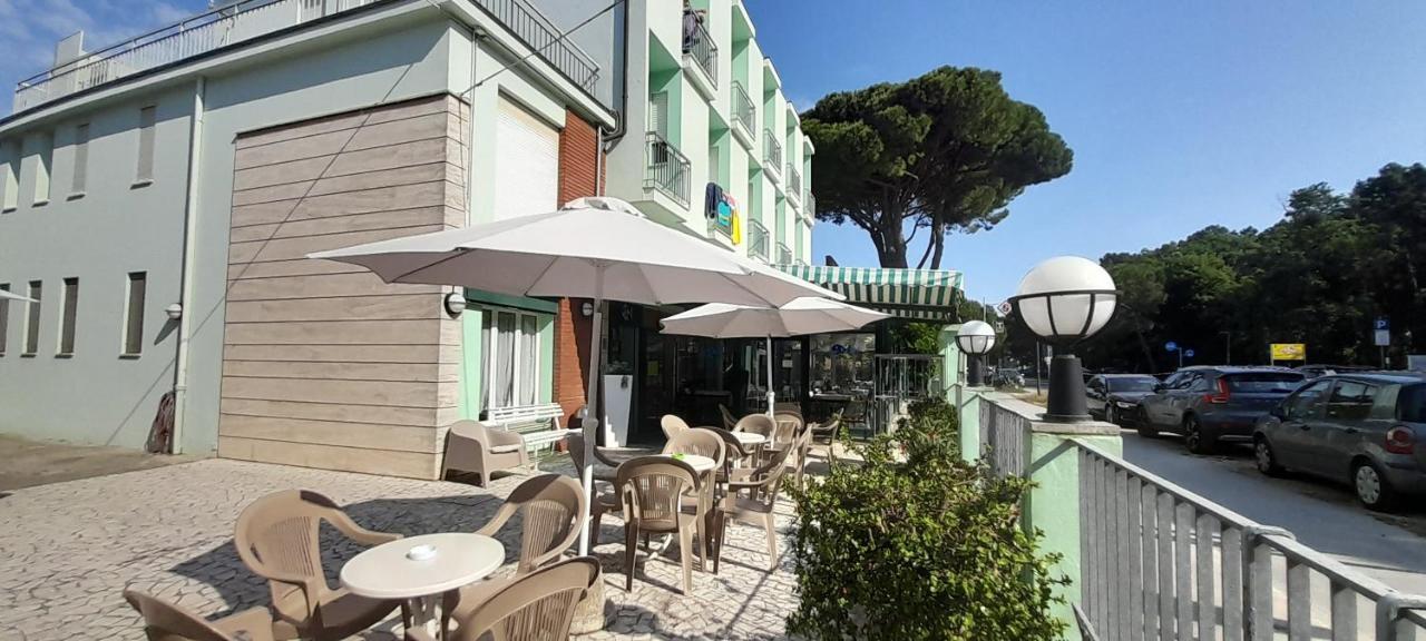 Hotel Maddalena Marina di Ravenna Ngoại thất bức ảnh